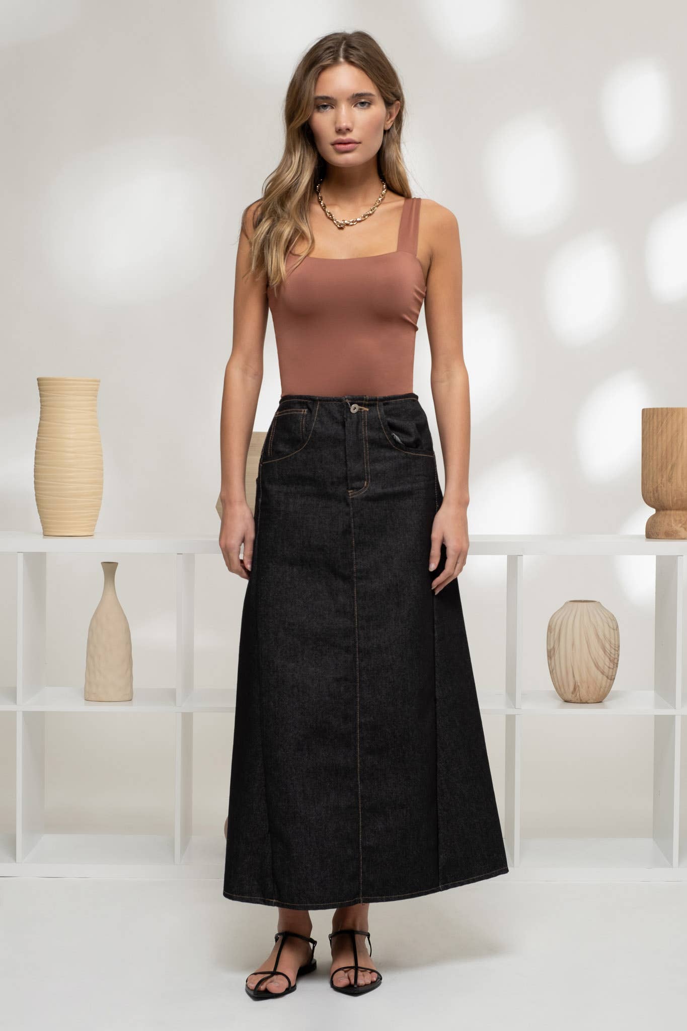 REVERSIBLE SQUARE NECK SEAMLESS CAMI