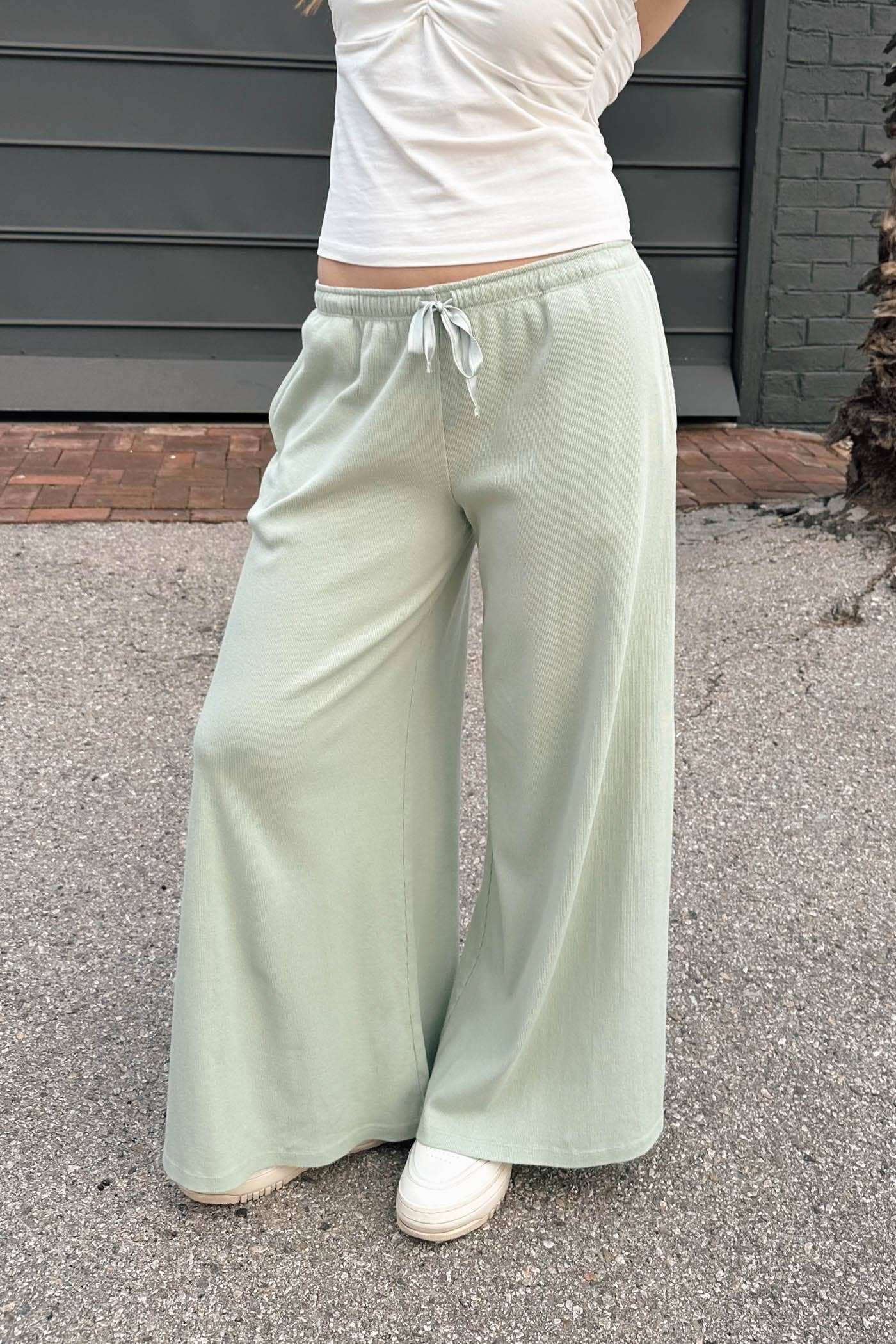 Ribbed Super Wide Leg Pants