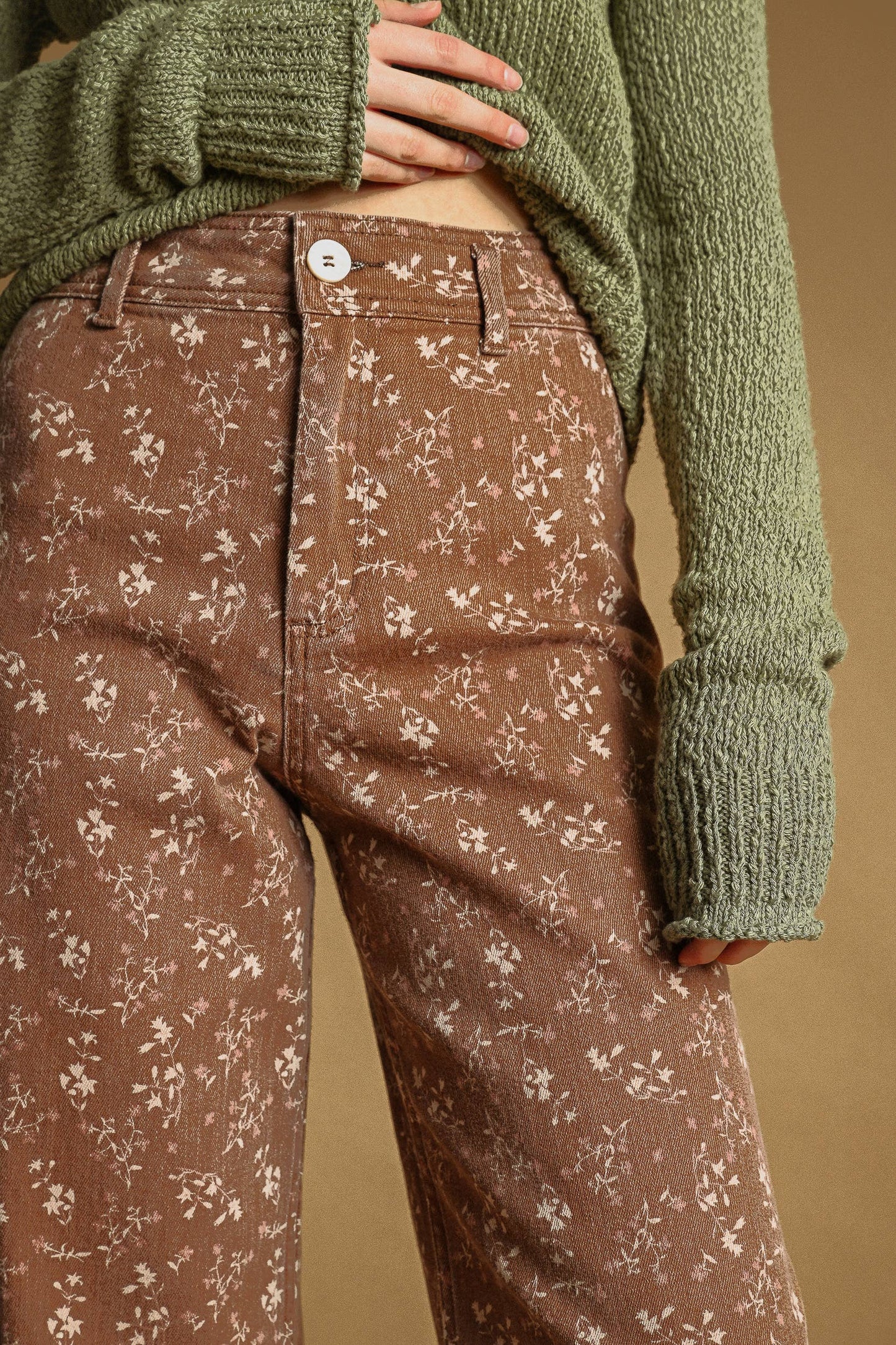 FLORAL PRINT STRETCHED PANTS