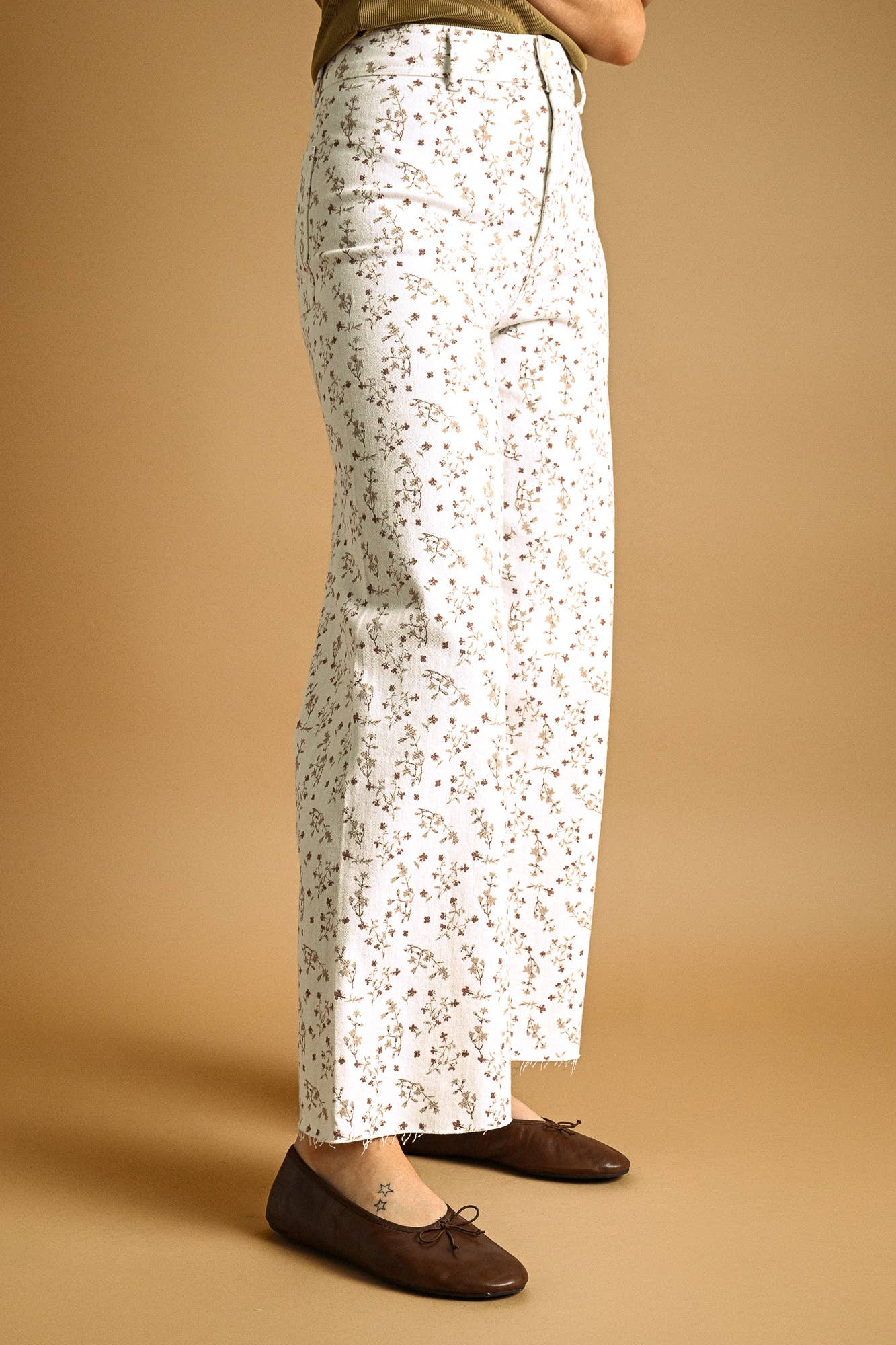 FLORAL PRINT STRETCHED PANTS